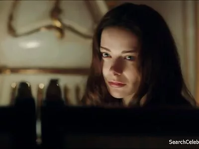Села на здоровенний кукан. еротика и секс