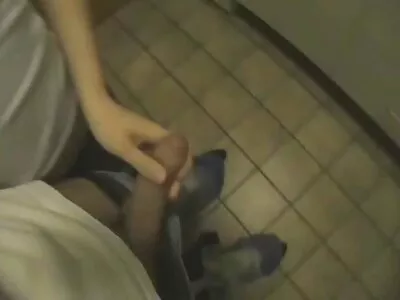 Ебутся на еротика на природі склі.