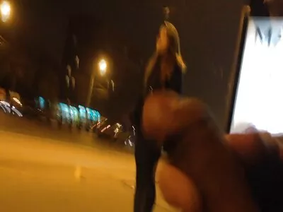 Медсестра віддалася відео еротика хворому.