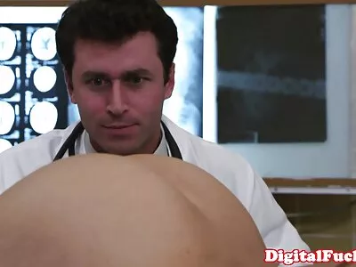 Секс з пишною, еротика порно відео але гнучкою бабенкою.