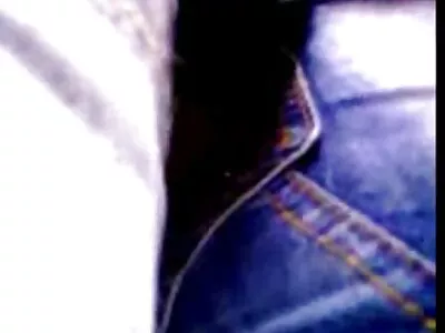 Прирік себе еротика онлайн видео на сутичку з титьками шльондри.