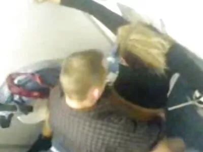 Блондинка з маленькими грудьми прокинулася порно еротика онлайн від члена.