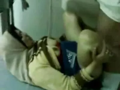 Дві шкури витягли з порно еротика секс мужика сперму.